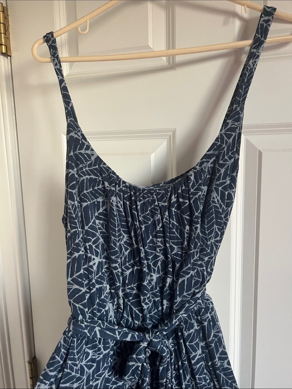 Market & Spruce Navy Leaf-Print Sleeveless Jumpsuit